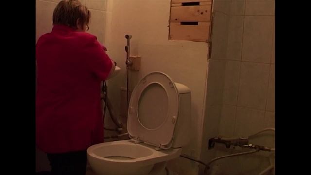 Как правильно мыть унитаз? смотреть онлайн