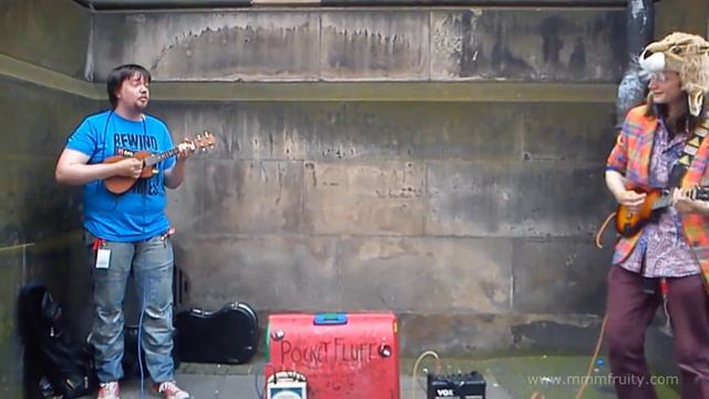 Ukulele - PocketFluff - Bad Romance - Live @ Edinburgh Fringe 2012