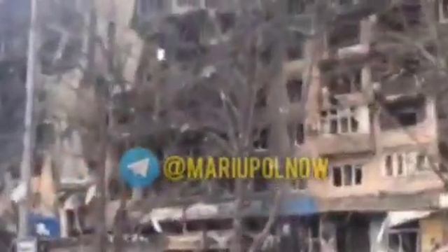 Мариуполь. Металлургов, 60 и 47, 27 марта 22г. смотреть онлайн