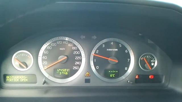 '07 - Volvo V70 - 2.5T 210 HP - Cold Start смотреть онлайн