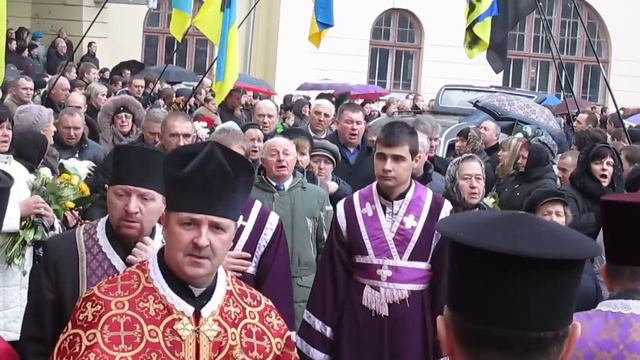 22.02.2014 р. ПОХОРОН ГЕРОЯ МАЙДАНУ з міста ДУБЛЯН Жовківський район 1