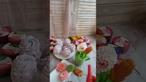 Кира Ковальская «зефиро-сендвичи» и натуральные красители.