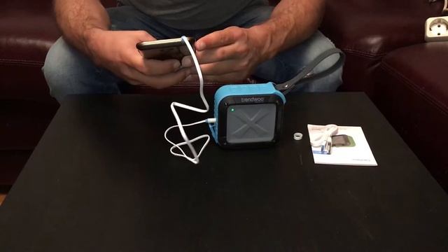 Портативная Bluetooth-колонка Trendwoo Rockman S\Portable waterproof Bluetooth-column смотреть онлайн