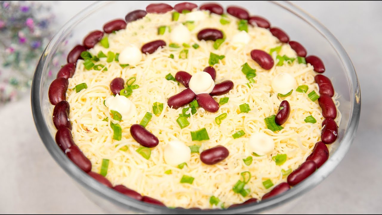 Необычайно ВКУСНЫЙ САЛАТ из простых продуктов!!! Быстрый и Простой Салат на КАЖДЫЙ ДЕНЬ! смотреть онлайн