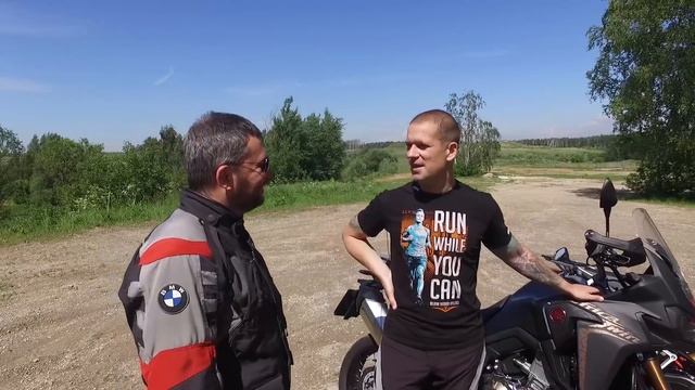 Honda CRF1000L Africa Twin отзыв владельца. Сравнение с BMW F850GS