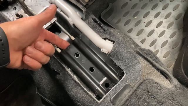 Nissan Note e-power и подлокотник смотреть онлайн