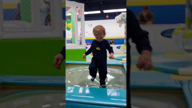 Yu Kids Island смотреть онлайн