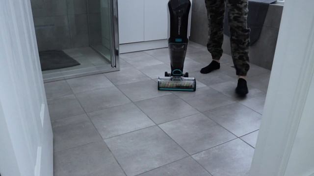 BISSELL CROSSWAVE CORDLESS MAX WET/DRY MOP VACUUM REVIEW! смотреть онлайн