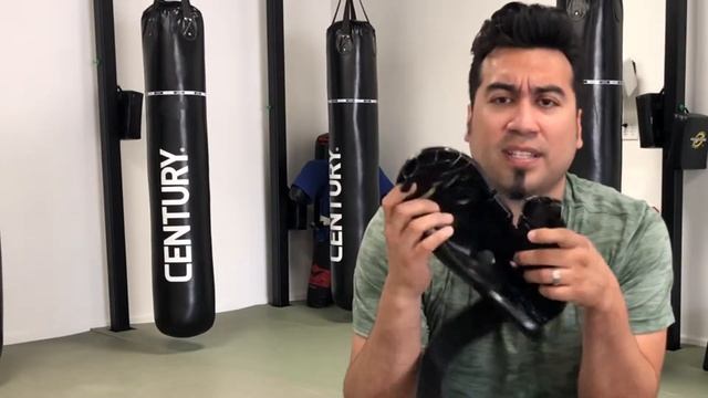 SHOULD YOU BUY USED SPARRING GEAR? смотреть онлайн