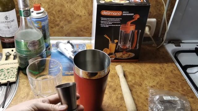 #2:Шейкер, джиггер, мадлер, стрейнер, горелка,крышка, диспенсер 3 в 1.Обзор необычных приспособлени смотреть онлайн