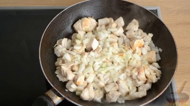 Закуска Жюльен с курицей и грибами смотреть онлайн