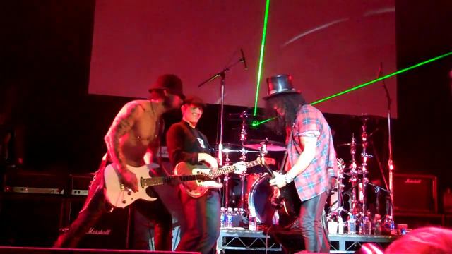 OZZY & SLASH (with DAVE NAVARRO & TRAVIS BARKER) - PARANOID @ HOLLYWOOD NOV. 2009 смотреть онлайн
