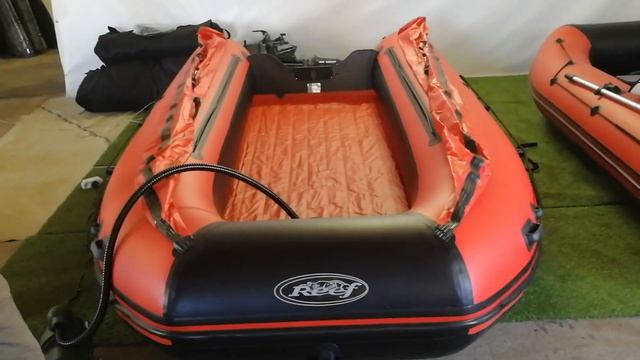 Лодка ПВХ Риф Тритон 420 F НДНД Красно-чёрная смотреть онлайн