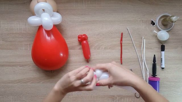 Дед Мороз из воздушных шаров своими руками Новый Год. Мастер класс/Santa Claus from New Year's ball смотреть онлайн
