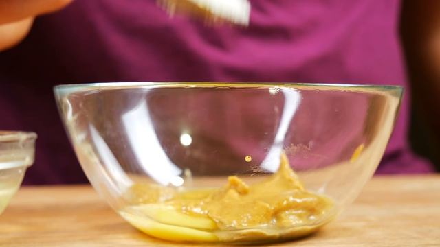 ПОВТОРЯЮ МЕНЮ KFC   куриные стрипсы, лонгер,пепси-кола..mp4