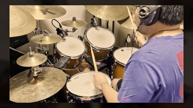 Africa [TOTO] ~ drum playthrough using midi synthesizer samples / no vocals смотреть онлайн