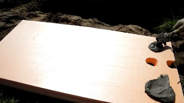 КАК УТЕПЛИТЬ ФУНДАМЕНТ ПЕНОПЛЭКСОМ / УТЕПЛЕНИЕ ФУНДАМЕНТА СВОИМИ РУКАМИ / ДОМ МЕЧТЫ / ЧАСТЬ 5 смотреть онлайн