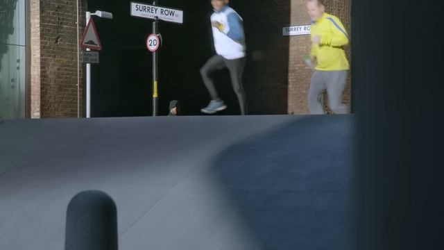 Range Rover Evoque | Speed Bump смотреть онлайн