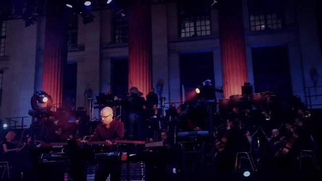 05 Schiller   Playing With Madness Symphonia, Live In Gendarmenmarkt, Berlin