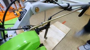 Собираем мотокультиватор Велес сборка фрез, установка двигателя, колес и органов управления.