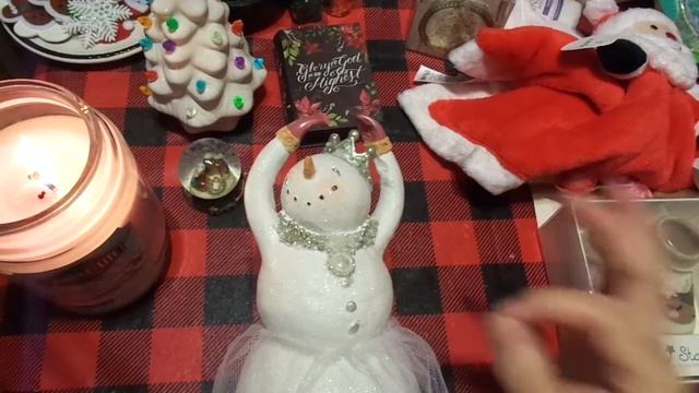 TUESDAY MORNING ON TUESDAYS CHRISTMAS WRAPPING & JOY смотреть онлайн