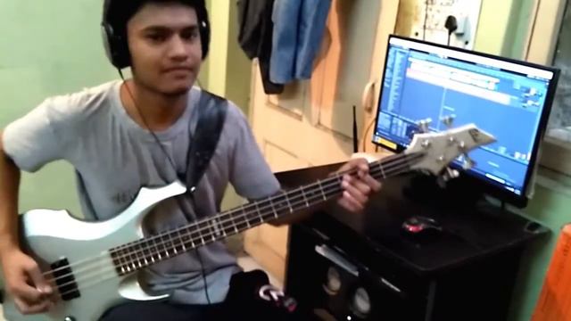 THE BOLLYWOOD BASS | Pichle Sath Dino Me - Rock ON!! (2008) | Bass Cover смотреть онлайн