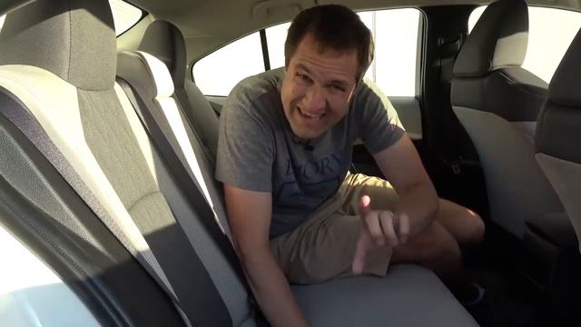 Toyota Corolla 2020 года - это машина смотреть онлайн