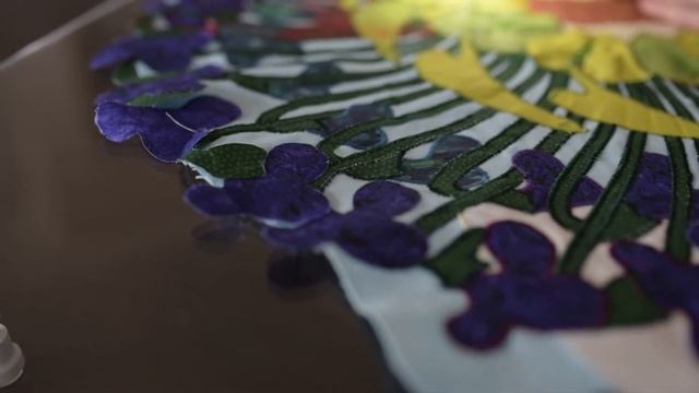 ПАННО С ВЕСЕННИМИ ЦВЕТАМИ смотреть онлайн