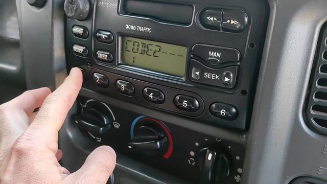 Разблокировка магнитолы Ford Transit 3000 Traffic смотреть онлайн