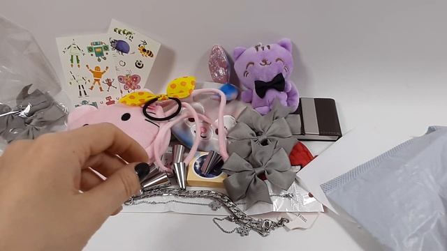 Распаковка посылок с АлиЭкспресс! Приятные мелочи, игрушки FNAF и куча хлама... ЗАЧЕМ МНЕ ЭТО?! смотреть онлайн