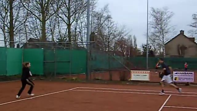 Tennis: Zwaanshoekse stunt смотреть онлайн