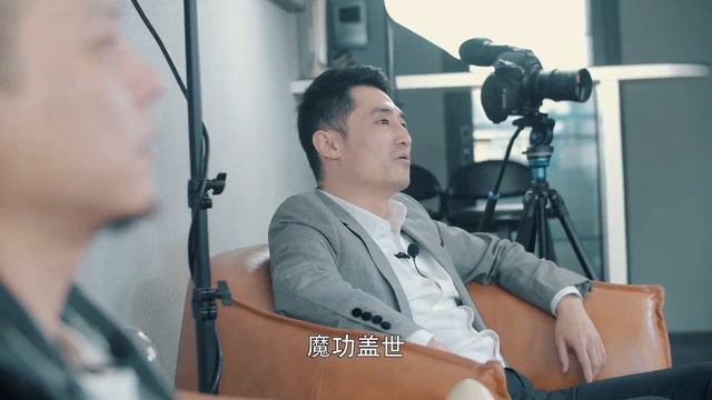 男人少装访谈节目第68期：《女拳》 смотреть онлайн