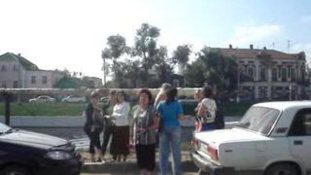 Боженовская клика пикетирует суд - 3 смотреть онлайн