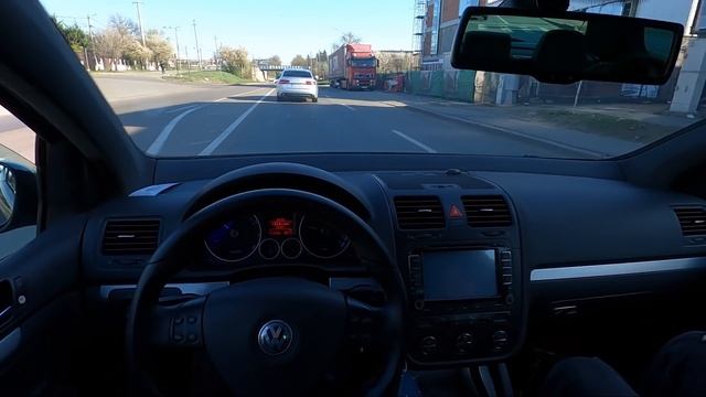 GOLF 5 GTI vs GOLF 5 GTI Edition 30 смотреть онлайн