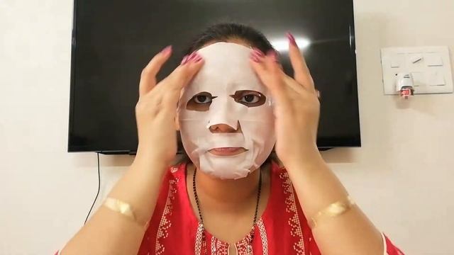 MyGlamm Glow Brightening Sheet Mask Infused With Rosehip Oil Review & Demo || Made In Korea Product смотреть онлайн