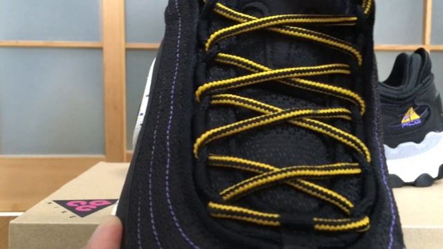 NIKE ACG AIR SKARN "Black / University Gold" review & on feet!! смотреть онлайн