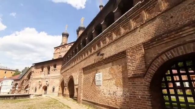 МОСКВА. КРУТИЦКОЕ ПОДВОРЬЕ. НАСТОЯЩИЙ СТАРЫЙ ГОРОД В ЦЕНТРЕ МОСКВЫ смотреть онлайн