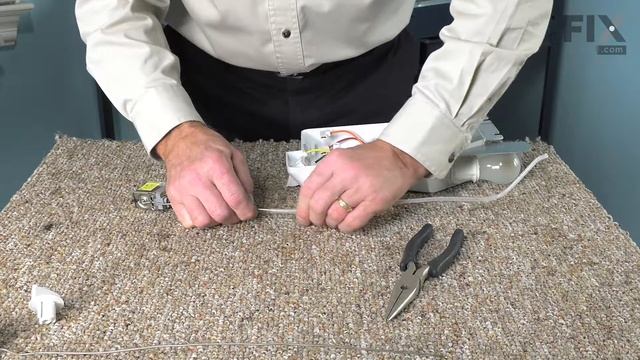 Whirlpool Refrigerator Repair – How to replace the Thermostat смотреть онлайн