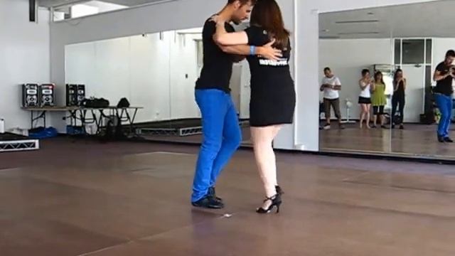 Bachata - with Nola & Alberto - Australian Rueda Championships смотреть онлайн