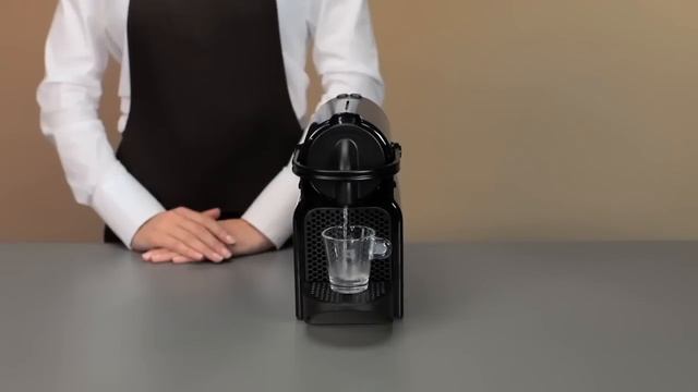 Nespresso Inissia: How to clean your Inissia Machine смотреть онлайн