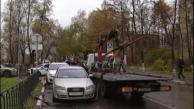 КРТВ. Более 10 машин ежедневно отправляются на штраф стоянку в Опалихе смотреть онлайн