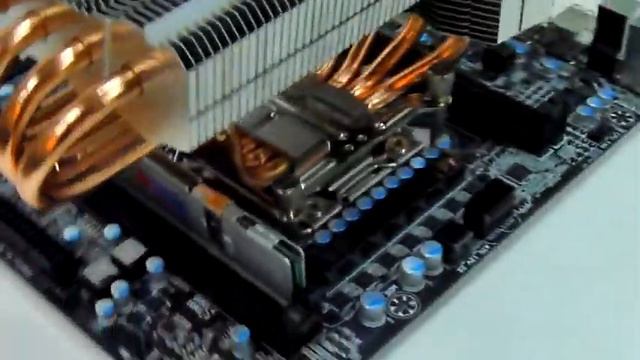 TITAN-Intel LGA 2011.wmv смотреть онлайн