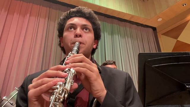 Sleigh Ride but from an Eb Clarinet Perspective смотреть онлайн