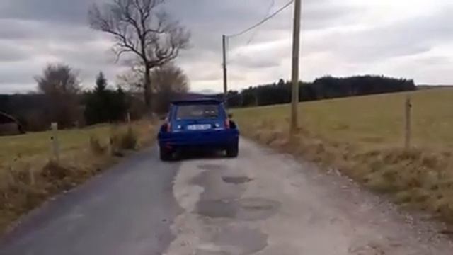 Renault 5 turbo 2. Son rauque Devil. смотреть онлайн