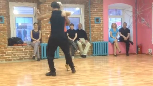 Cris и Mika. Резюме урока по сценическому танго смотреть онлайн