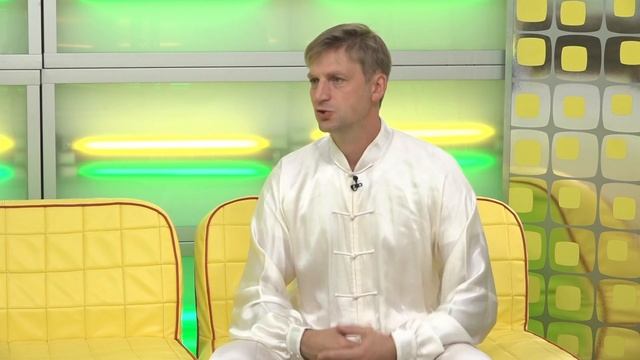 Сергей Суховей // "Оранжевое утро" 20.08.22 смотреть онлайн