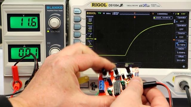 Fixing the issues with the XR2206 Function-Generator from EBay смотреть онлайн