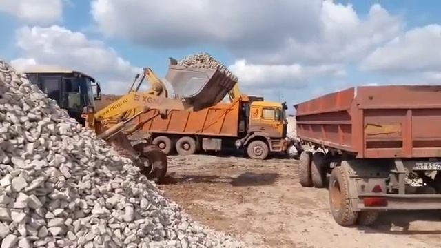 Погрузка известнякового щебня марки 600 смотреть онлайн