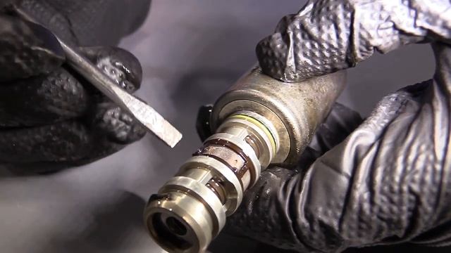 How to Replace Variable Valve Timing Solenoid 02-15 Mini Cooper S смотреть онлайн