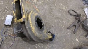 дымосос или вытяжка дыма для котла.